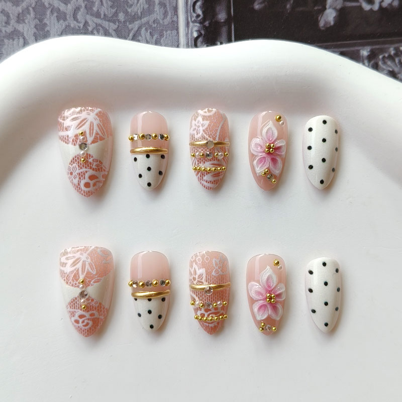 10 Adet 3D Altın Yaldızlı Beya - Nail Art Press On incelemesi ve fiyatı