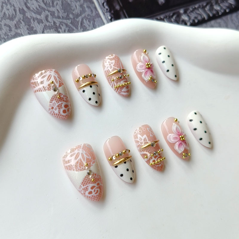 10 Adet 3D Altın Yaldızlı Beya - Nail Art Press On incelemesi ve fiyatı